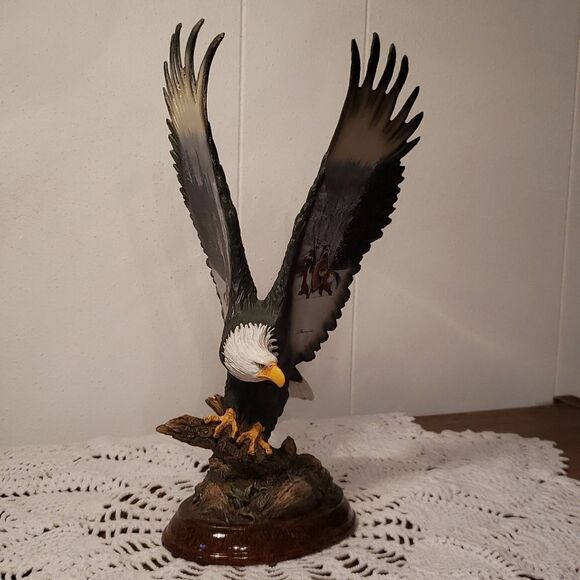 Bradford Exchange "Ancient Legend" Sacred Spirits Collection Eagle Figurine - Picture 1 of 8